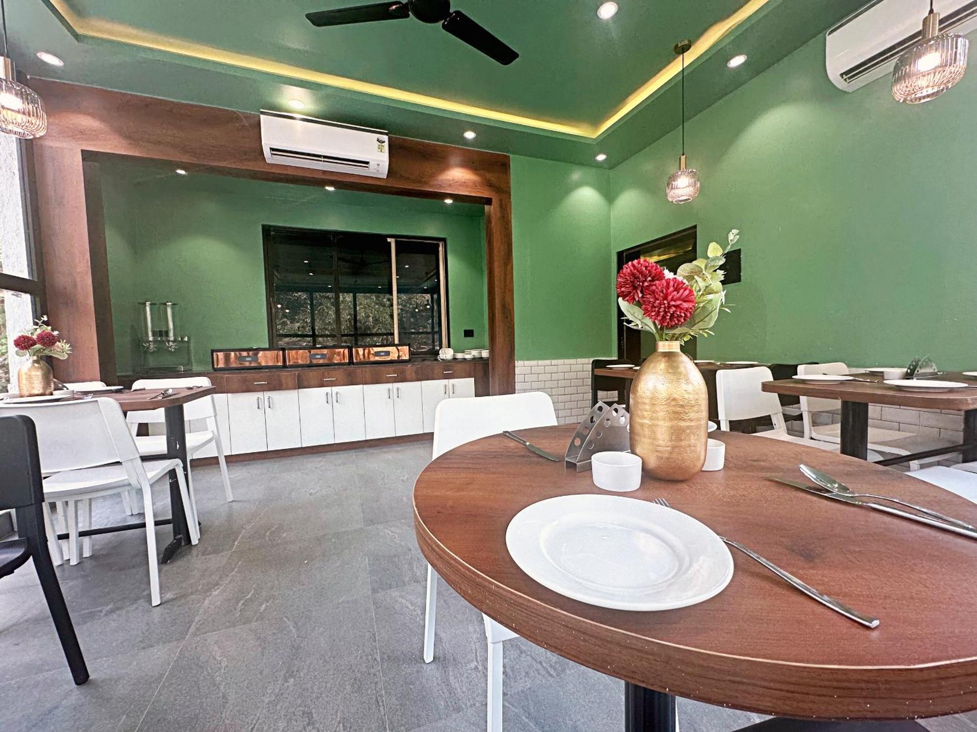 Asar Elite By Orion Hotels — Photos 1